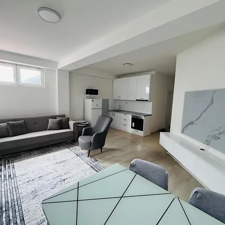 Center - Old Town - Old Bazaar - 2 Bdr, 1 Living Apartamento