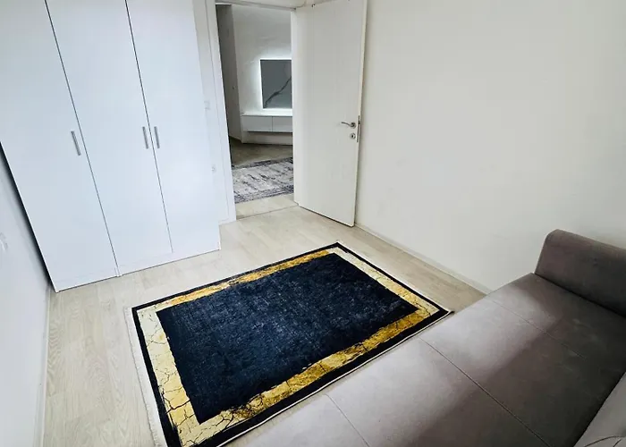 Center - Old Town - Old Bazaar - 2 Bdr, 1 Living *